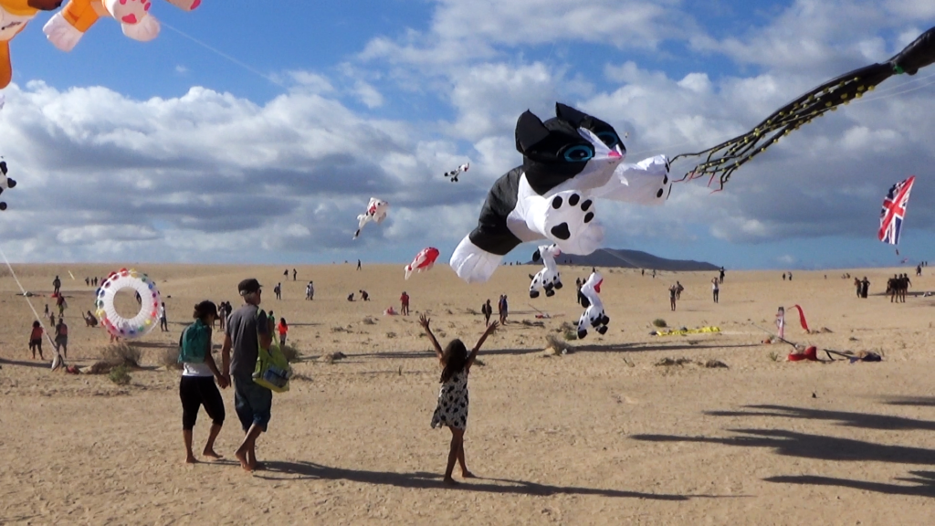 Fuerteventura Kite Festival Corralejo with a large cat kite